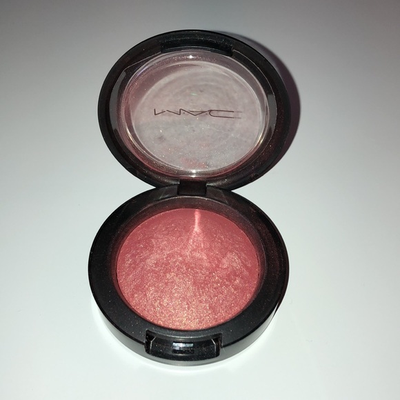 MAC Cosmetics Merrily mineralize blush - Picture 2 of 5